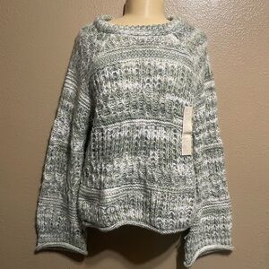 Cozy Green Sweater New perfect condition